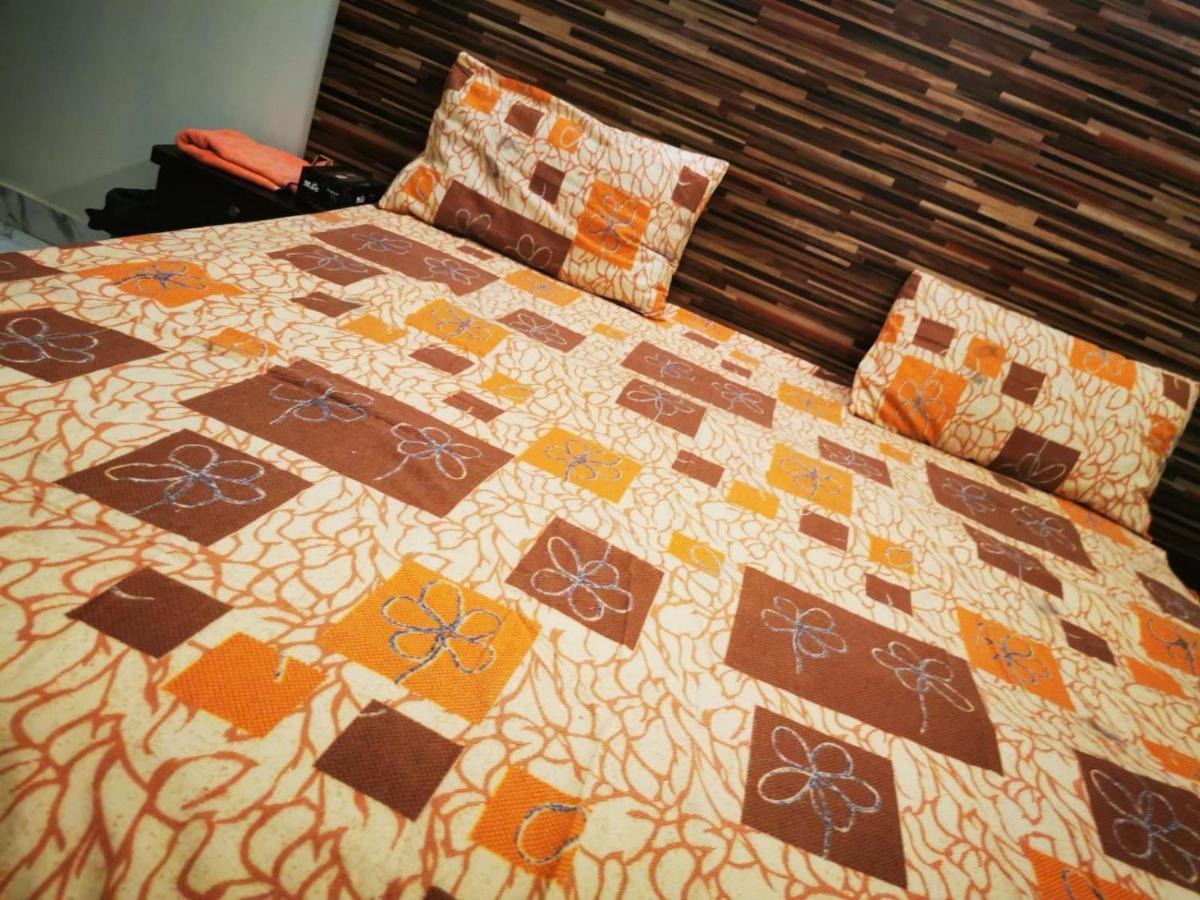 Gulshan Guest House Karachi Ngoại thất bức ảnh