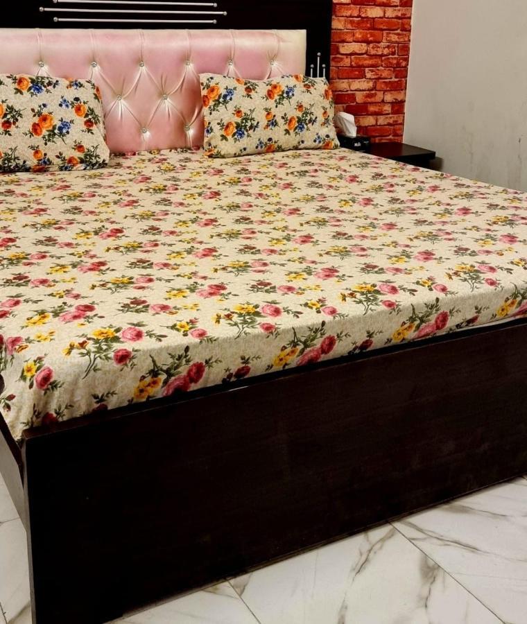 Gulshan Guest House Karachi Ngoại thất bức ảnh